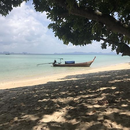 Paradise Beachfront Bungalows Hotel Koh Kradan Buitenkant foto