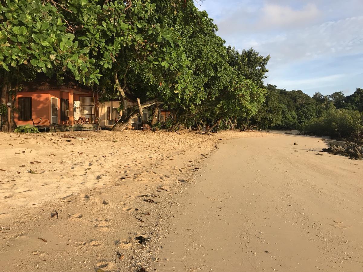 Paradise Beachfront Bungalows Hotel Koh Kradan Buitenkant foto
