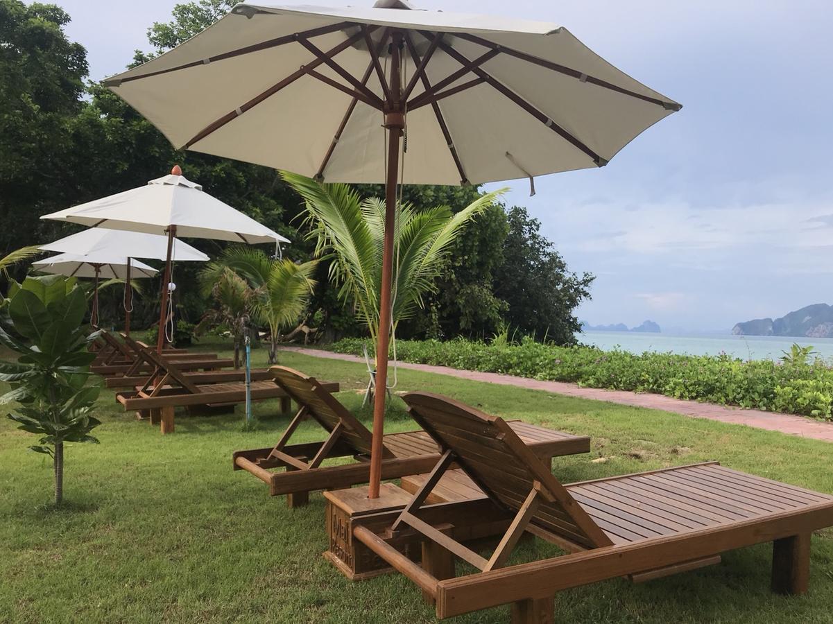 Paradise Beachfront Bungalows Hotel Koh Kradan Buitenkant foto