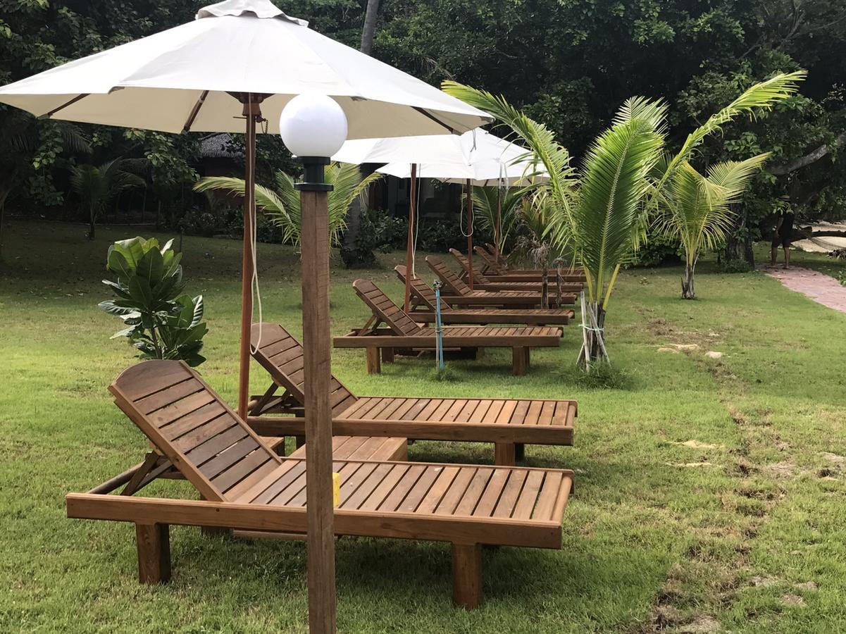 Paradise Beachfront Bungalows Hotel Koh Kradan Buitenkant foto