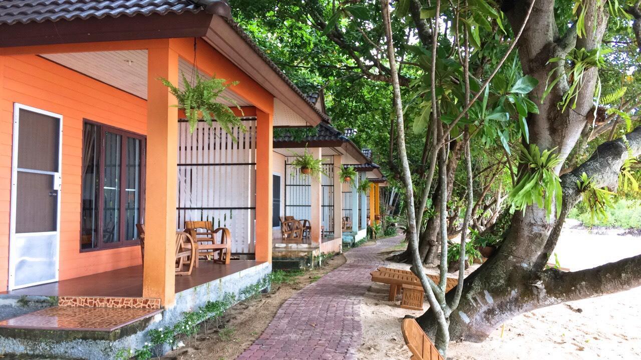 Paradise Beachfront Bungalows Hotel Koh Kradan Buitenkant foto
